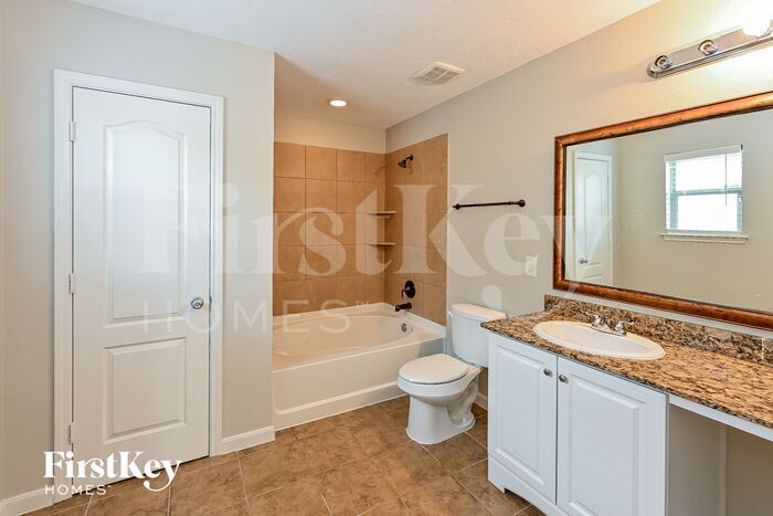 Building Photo - 18711 Remington Springs Dr