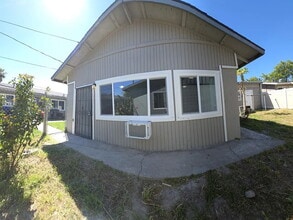 Building Photo - "Cozy 1-Bedroom Gem in San Bernardino – Perfect for Your Next Chapter!"