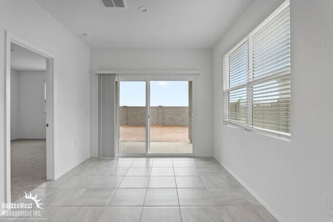 Building Photo - Charming 3Bdm 2Ba Home in Coolidge!