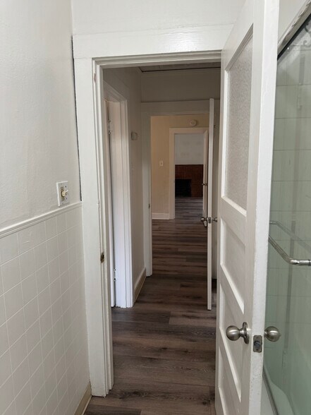 Building Photo - 4056 Santa Rita St