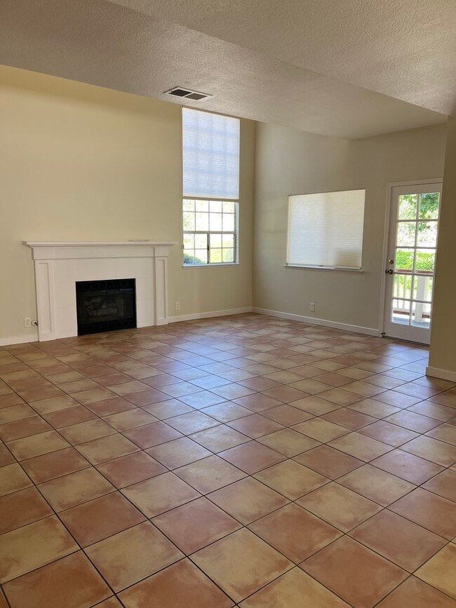 Building Photo - Spacious La Costa 3BR/3BA Townhome; gated complex w/pool, spa and tennis