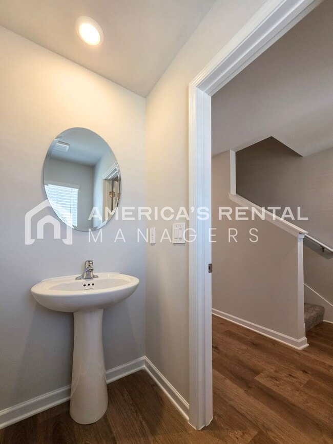 Building Photo - New Construction! Spacious Dual Level Townhome with Attached Garage for Rent in Decatur, AL! DEPO...