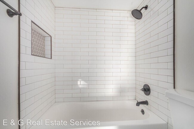 Building Photo - 2 br, 1 bath House - 740 E Joan D Arc Ave