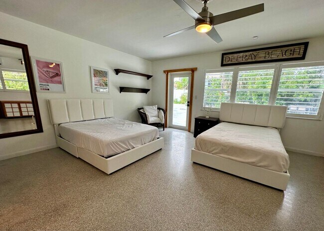 Building Photo - 212 Kings Lynn