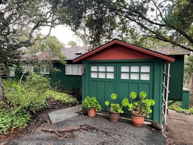 Building Photo - Updated & Spacious Four Bedroom Home in Peaceful Carmel Location