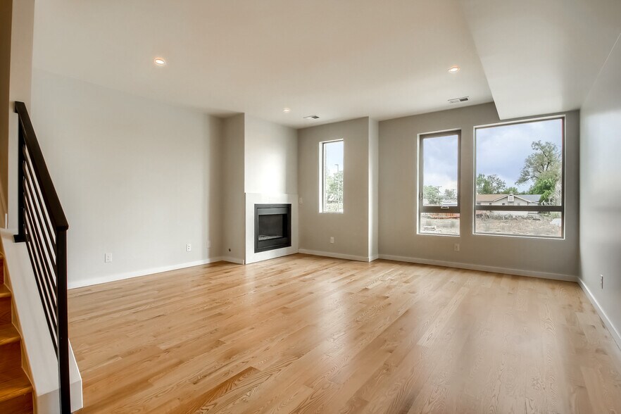 Living Room - 2098 S Galapago St