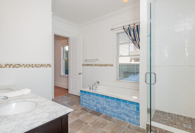 Building Photo - 29 South St