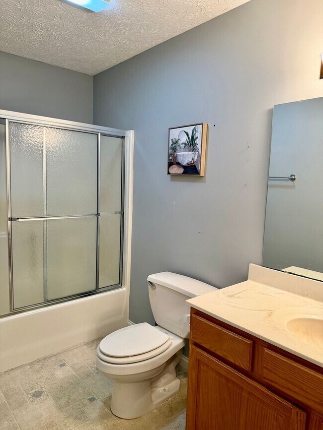 Building Photo - 1402 Crusade Dr
