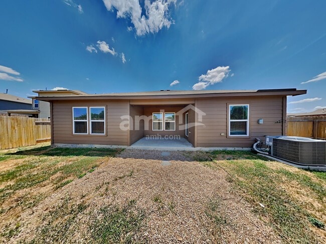 Building Photo - 1246 Treeta Trail