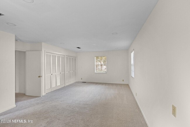 Building Photo - 1922 Holly Oaks Ravine Dr