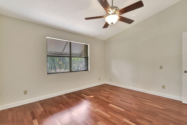 Building Photo - 3516 Harbor Cir