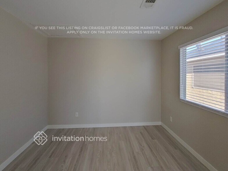 Building Photo - 3811 McGregor Way