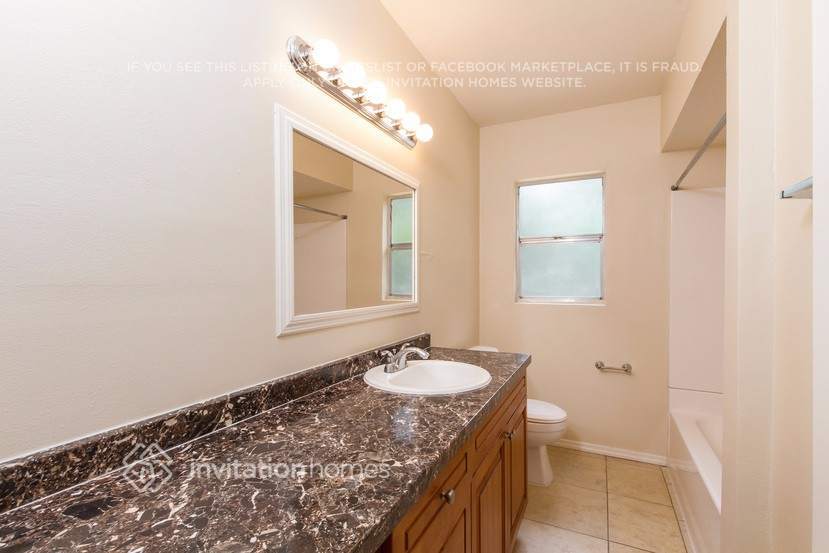 Building Photo - 105 Ridge Ct