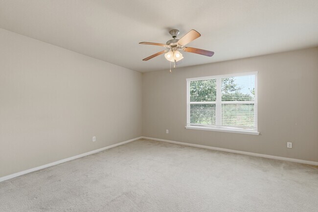Building Photo - 5815 Creek Crossing Ct