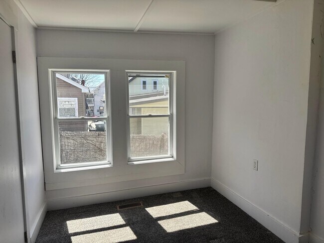 Building Photo - 97 Franklin St