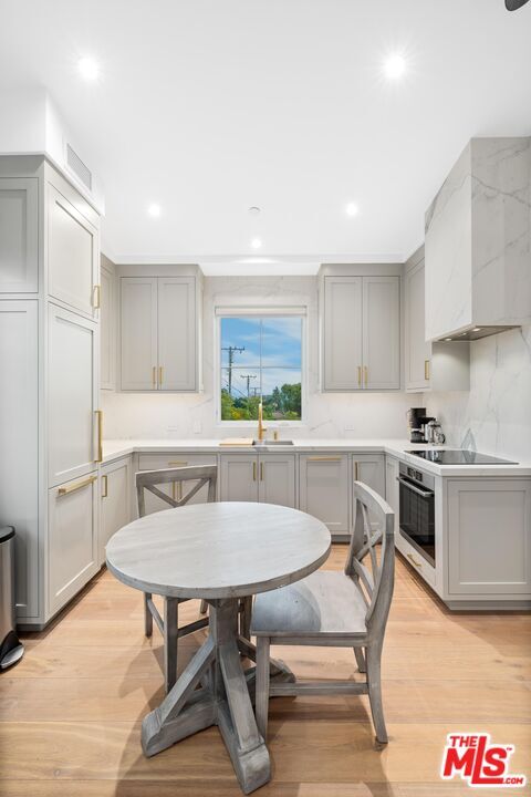 Building Photo - 839 Harvard St