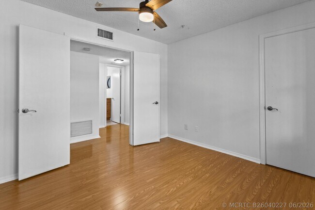 Building Photo - 2317 N Congress Ave