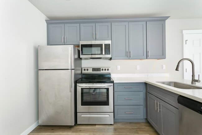 Building Photo - Charming Private 2BD/1BA DADU in Tacoma – $2,250/mo