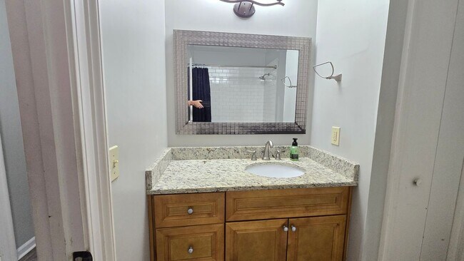 Building Photo - 5037 Camden Ct SW