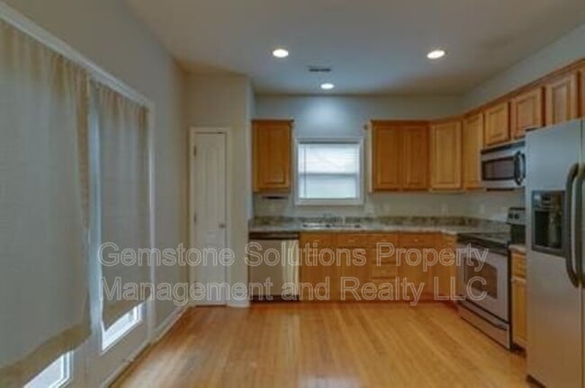 Building Photo - 6017 Chickadee Cir