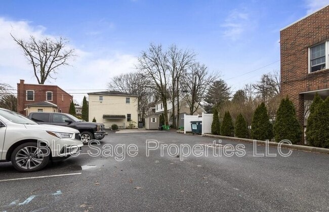 Building Photo - 432 E Baltimore Ave