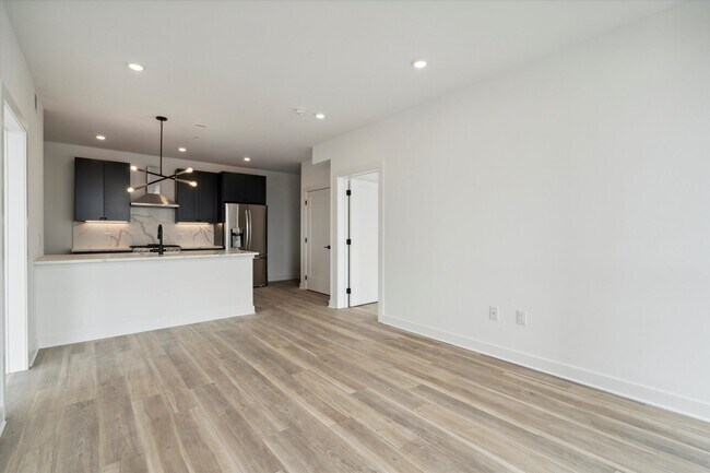 Building Photo - 2636 E York St