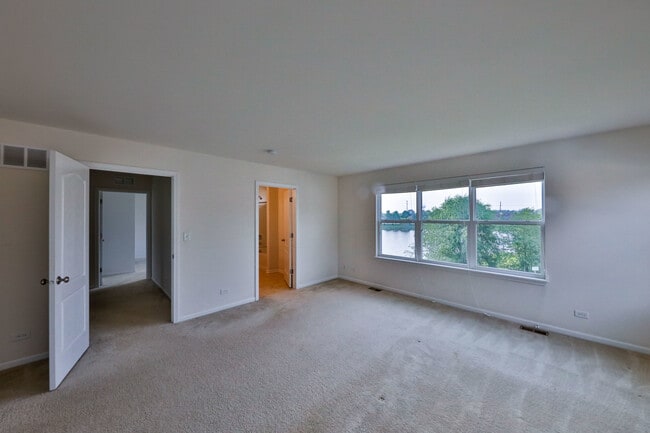 Building Photo - 2564 Retreat Cir