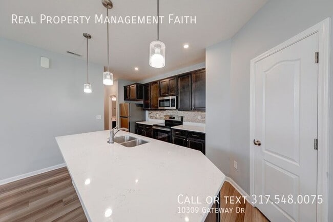 Building Photo - 10309 Gateway Dr