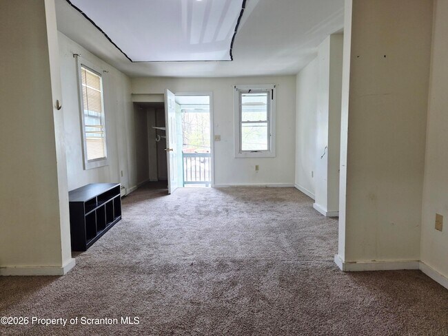 Building Photo - 117 Wyoming Ave