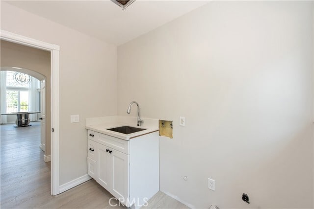 Building Photo - 2836 N Kingsgate Dr