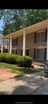Building Photo - 2591 Golfview Ter SE