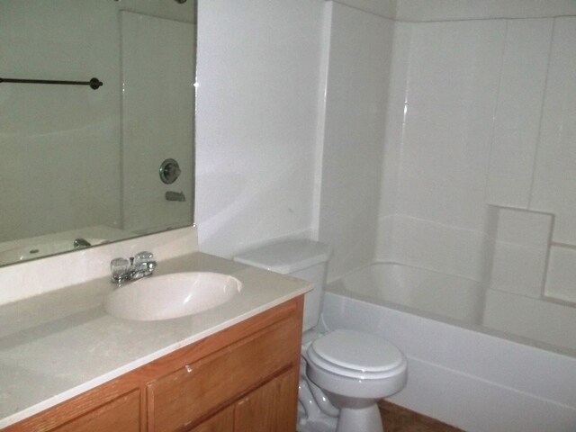 Building Photo - 2910 Ashley Dr