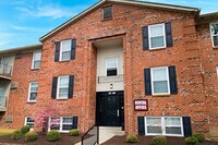 Building Photo - Concord Woods Apartments