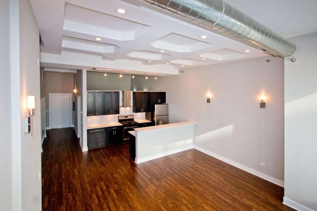 Building Photo - 1338 S Michigan Ave