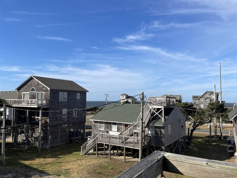 Building Photo - 54066 Marlin Dr