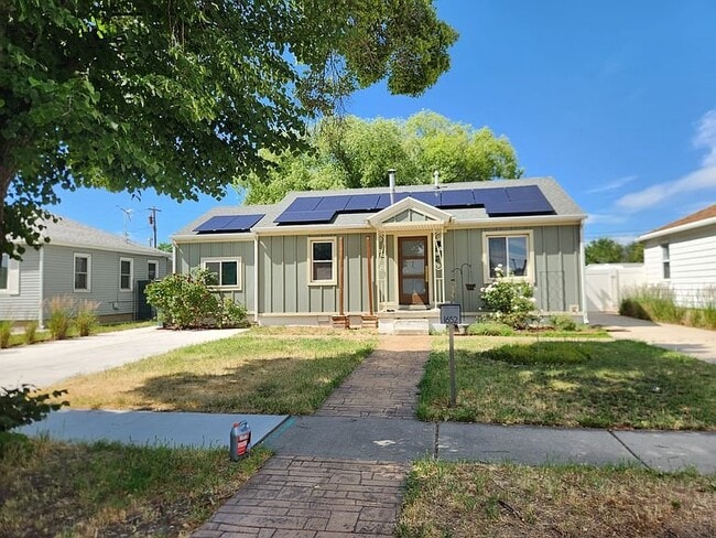Building Photo - 1652 W 800 S
