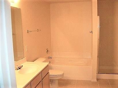 Building Photo - 300 Oxford Dr