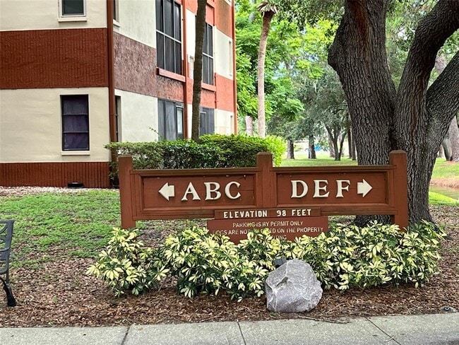 Building Photo - 2650 Countryside Blvd