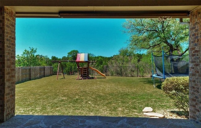Building Photo - 13656 Mesa Verde Dr