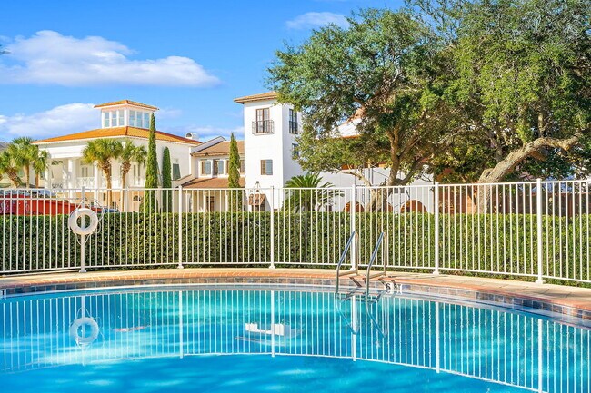 Building Photo - 51 Rue Caribe