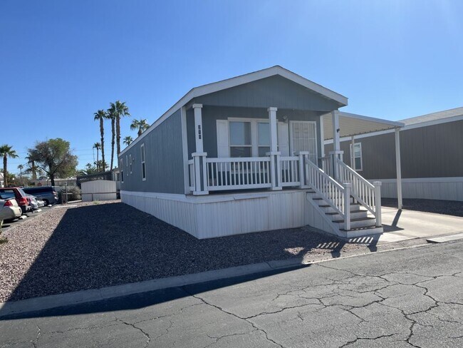 Building Photo - 5303 E Twain Ave