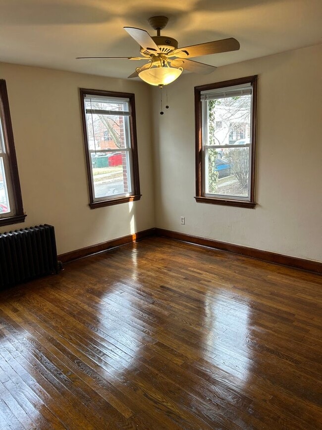 Building Photo - NELSON