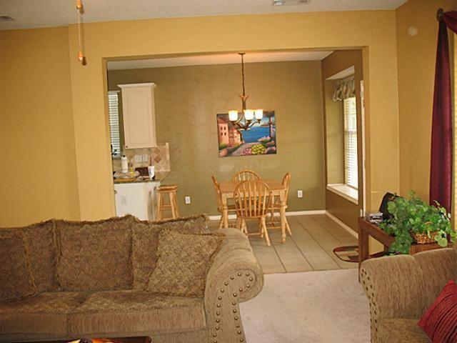 Building Photo - 7805 Kinman Ln