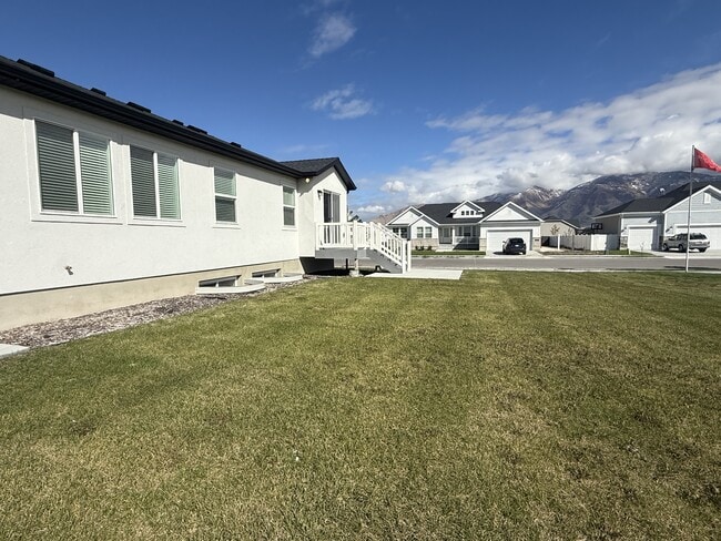 Building Photo - 881 W Sagewood Dr