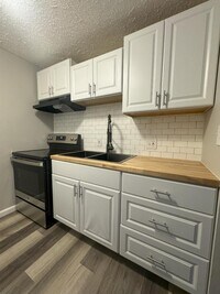 Building Photo - 5510 Beavercrest Dr
