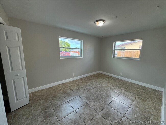 Building Photo - 1700 NW 52nd Ave