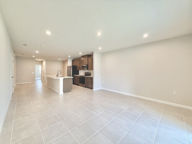 Building Photo - 507 Voltaire Dr