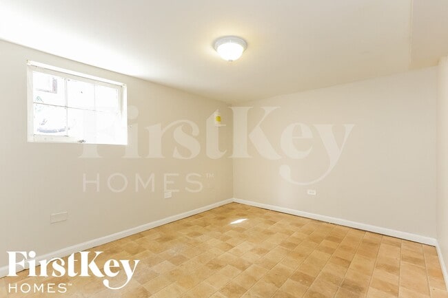 Building Photo - 1306 Brookside Ave