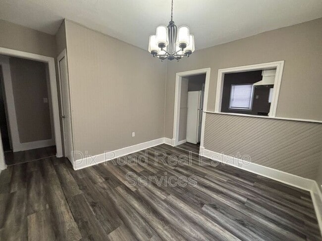 Building Photo - 3018 Tytus Ave