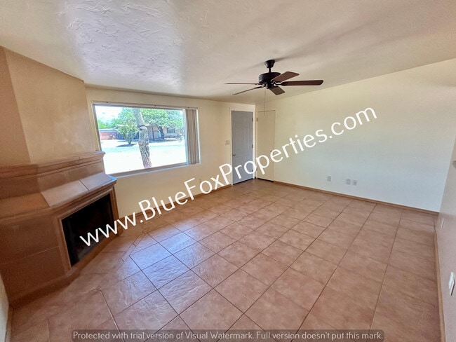 Building Photo - 4853 N Calle Harmonia